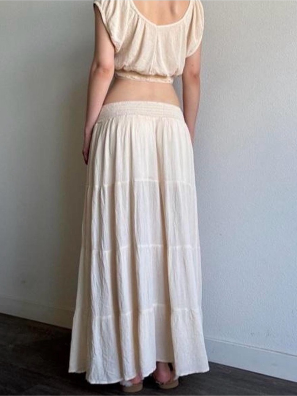Super sexy & flattering vintage 2000’s free people boho white maxi skirt set - Picture 3 of 4